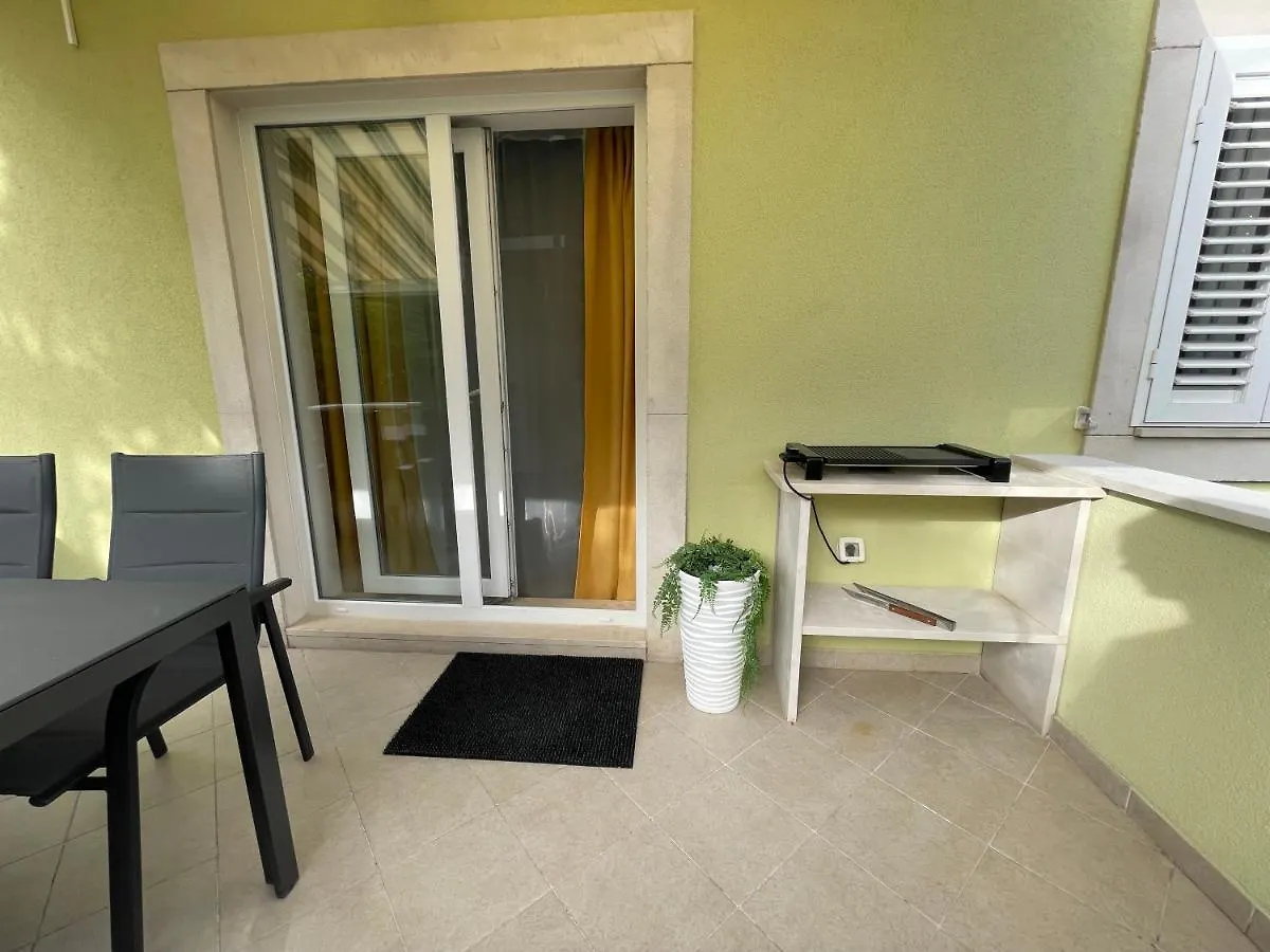 Apartment Gallery Nerezine