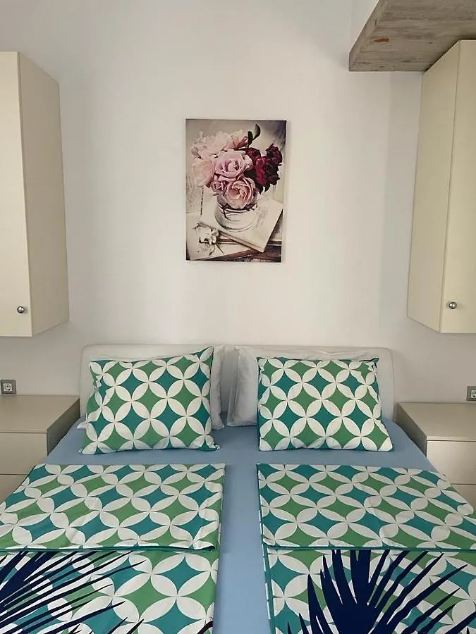 Apartment Gallery Nerezine Croatia